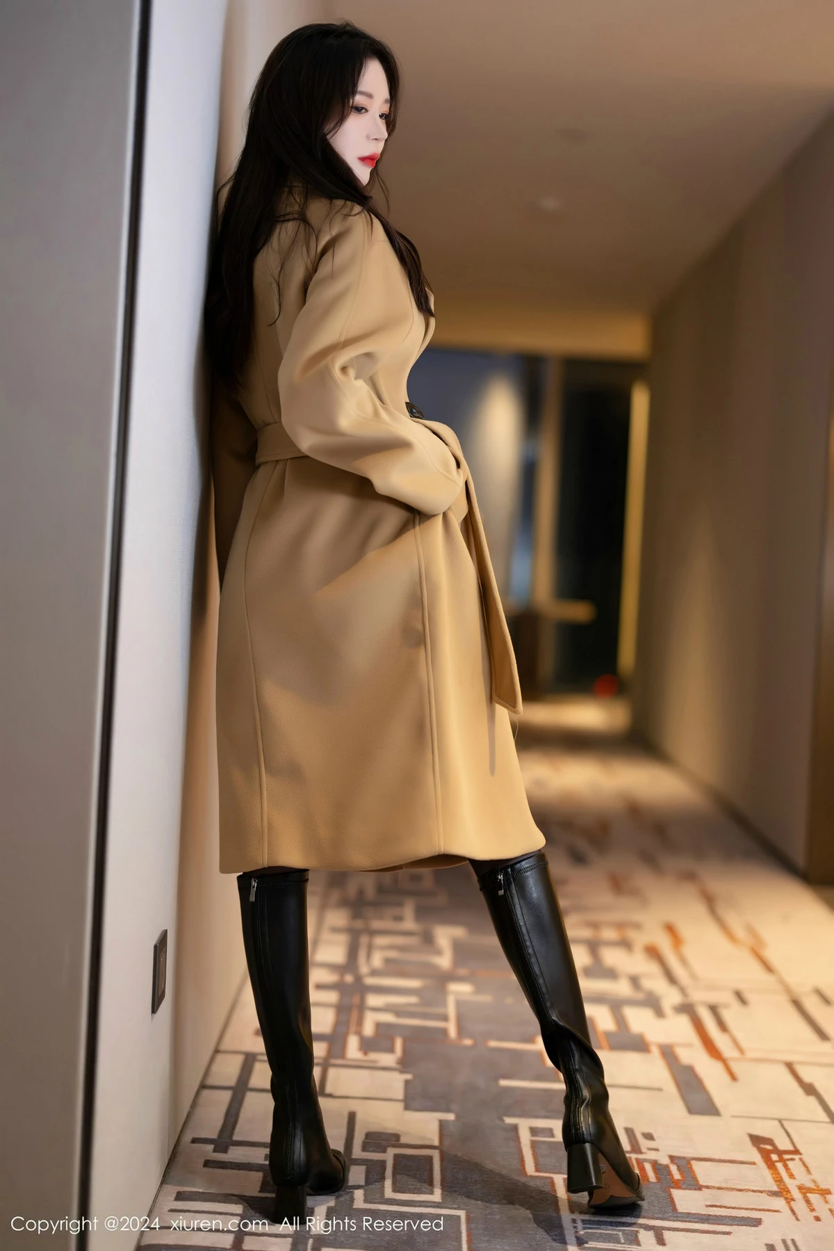 秀人集.com_[XiuRen秀人网]No.8414_模特梦心玥私房性感黑色内衣配黑丝吊袜秀高挑曼妙身姿诱惑写真80P