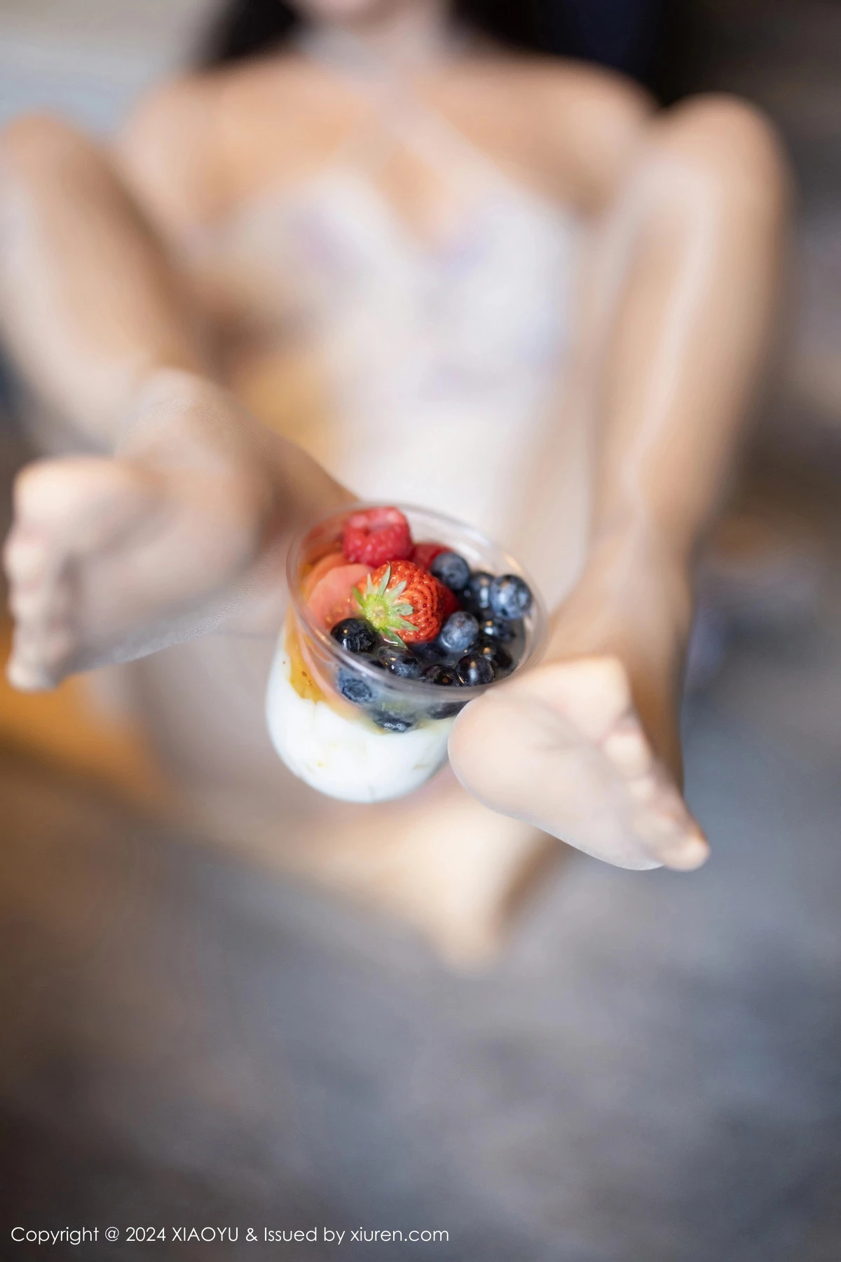 秀人集.com_[XiaoYu画语界]Vol.1224_女神徐莉芝Booty轻透薄纱情趣服配开档白丝秀曼妙身姿诱惑写真87P