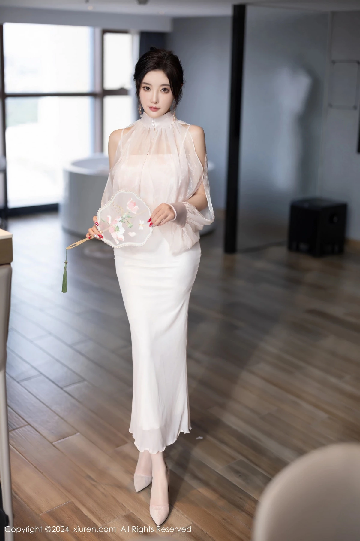 秀人集.com_[XiuRen秀人网]No.8294_女神杨晨晨Yome浅粉色情趣内衣配浅粉丝袜秀完美身材诱惑写真80P