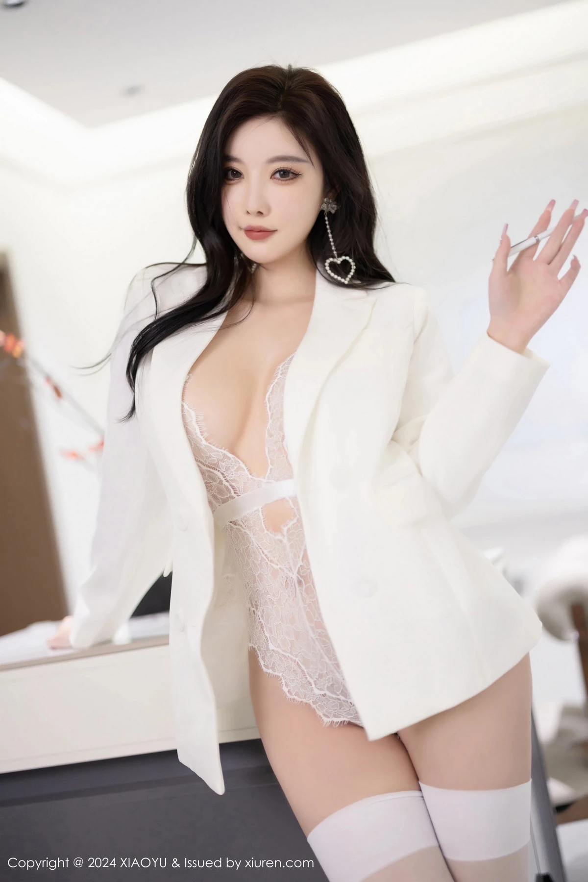 秀人集.com_[XiaoYu画语界]Vol.1238_女神杨晨晨Yome性感白色情趣内衣配白丝袜秀完美身材诱惑写真81P