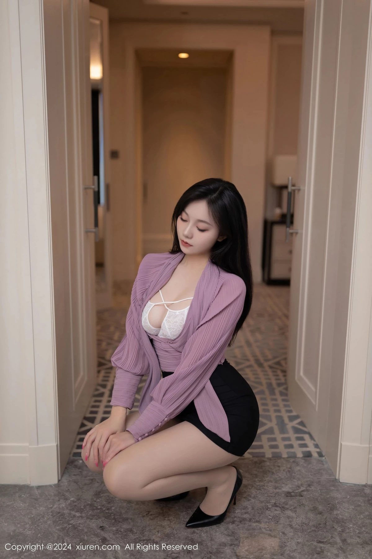 秀人集.com_[XiuRen秀人网]No.8438_模特安然anran紫色上衣配黑短裙露白色内衣秀完美身材诱惑写真80P