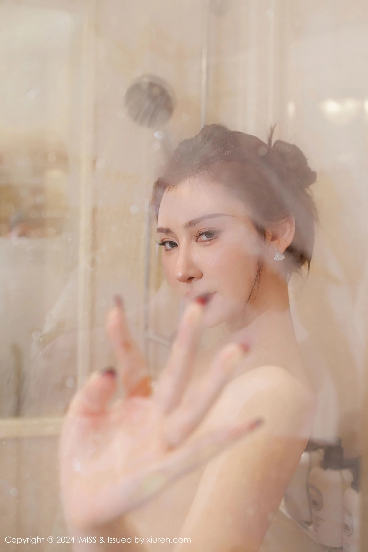 秀人集.com_[IMISS爱蜜社]Vol.770_模特蕾蕾醒了没性感兔女郎装扮黑色皮质连体衣配黑丝袜诱惑写真39P