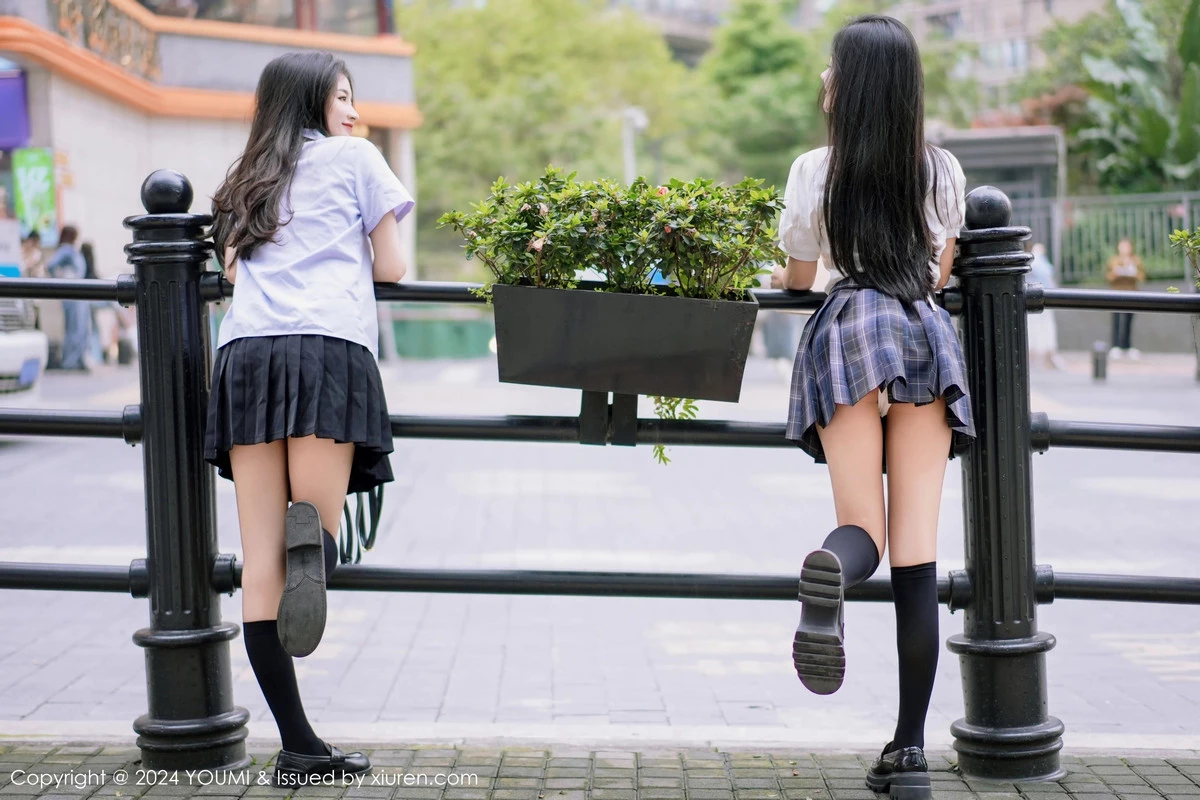 秀人集.com_[YouMi尤蜜荟]Vol.1057_模特鱼尾fish＆小茶茶性感学妹制服配黑丝袜秀完美身材迷人写真103P