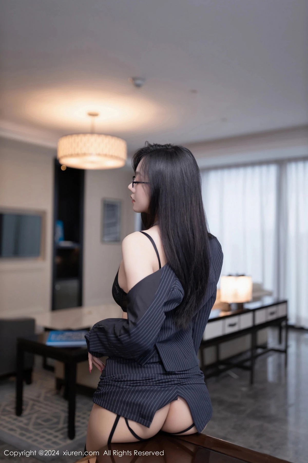 秀人集.com_[XiuRen秀人网]No.8537_模特安然anran性感OL制服露黑色蕾丝内衣配黑丝袜惹火诱惑写真80P