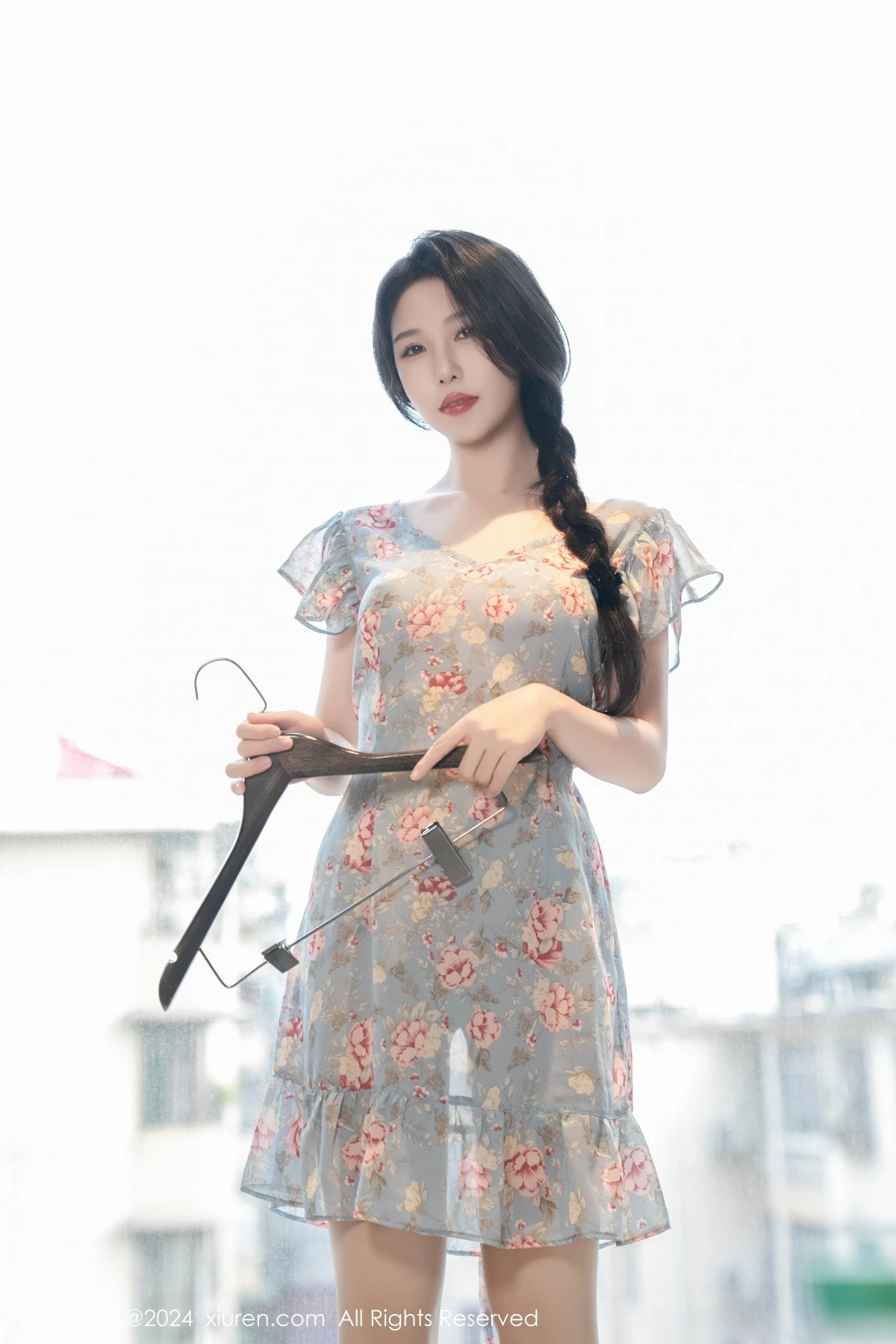 秀人集.com_[XiuRen秀人网]No.8704_模特利世性感花纹图案连衣短裙配超薄肉丝秀曼妙身姿诱惑写真80P