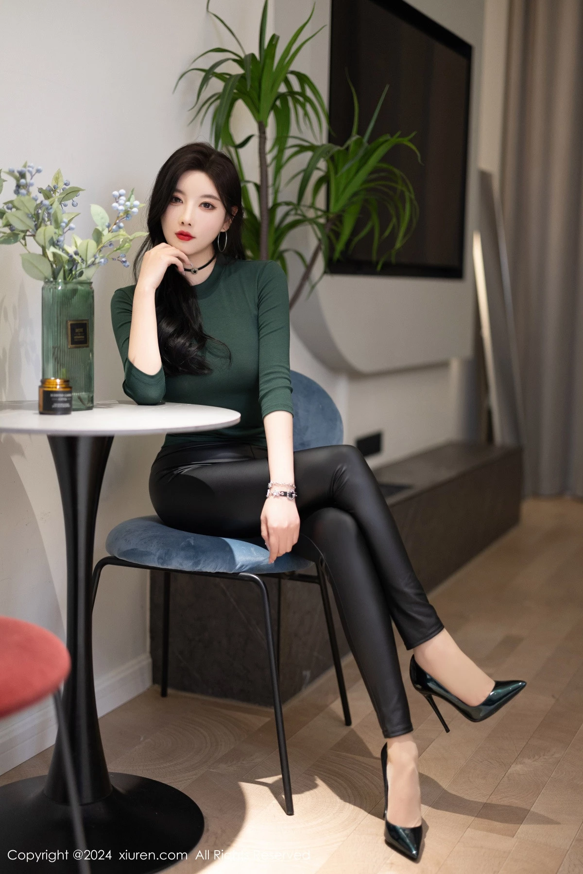 杨晨晨-No.8707期-第1章-图片1