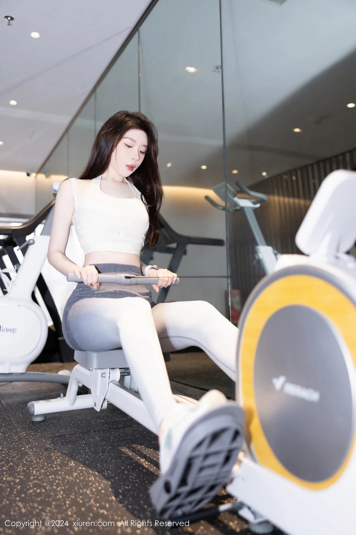 秀人集.com_[XiuRen秀人网]No.8767_模特梦心玥性感灰色瑜伽裤+黑色情趣内衣秀高挑曼妙身姿迷人写真86P