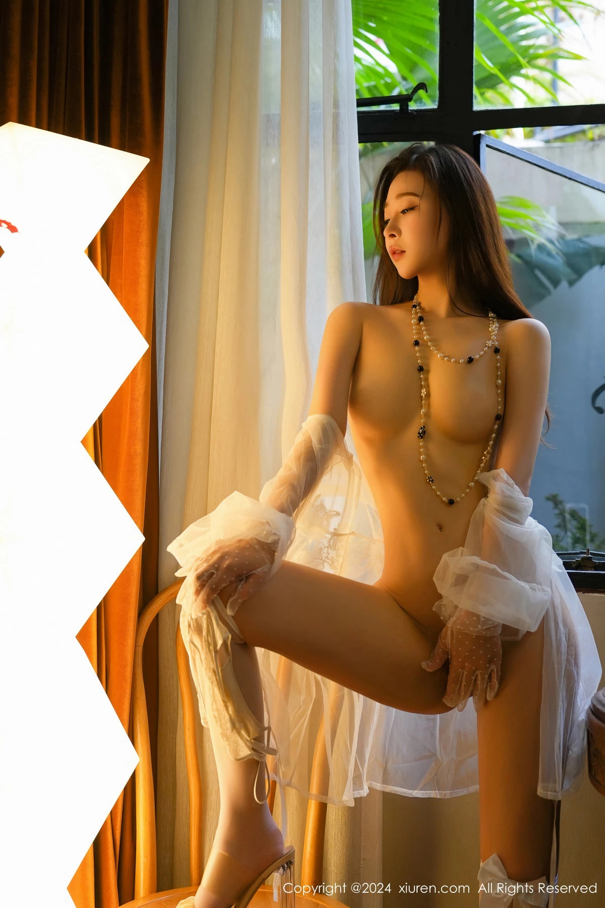 秀人集.com_[XiuRen秀人网]No.8764_模特喵喵JOJO性感白色透明情趣内衣配白丝袜秀曼妙身姿诱惑写真58P