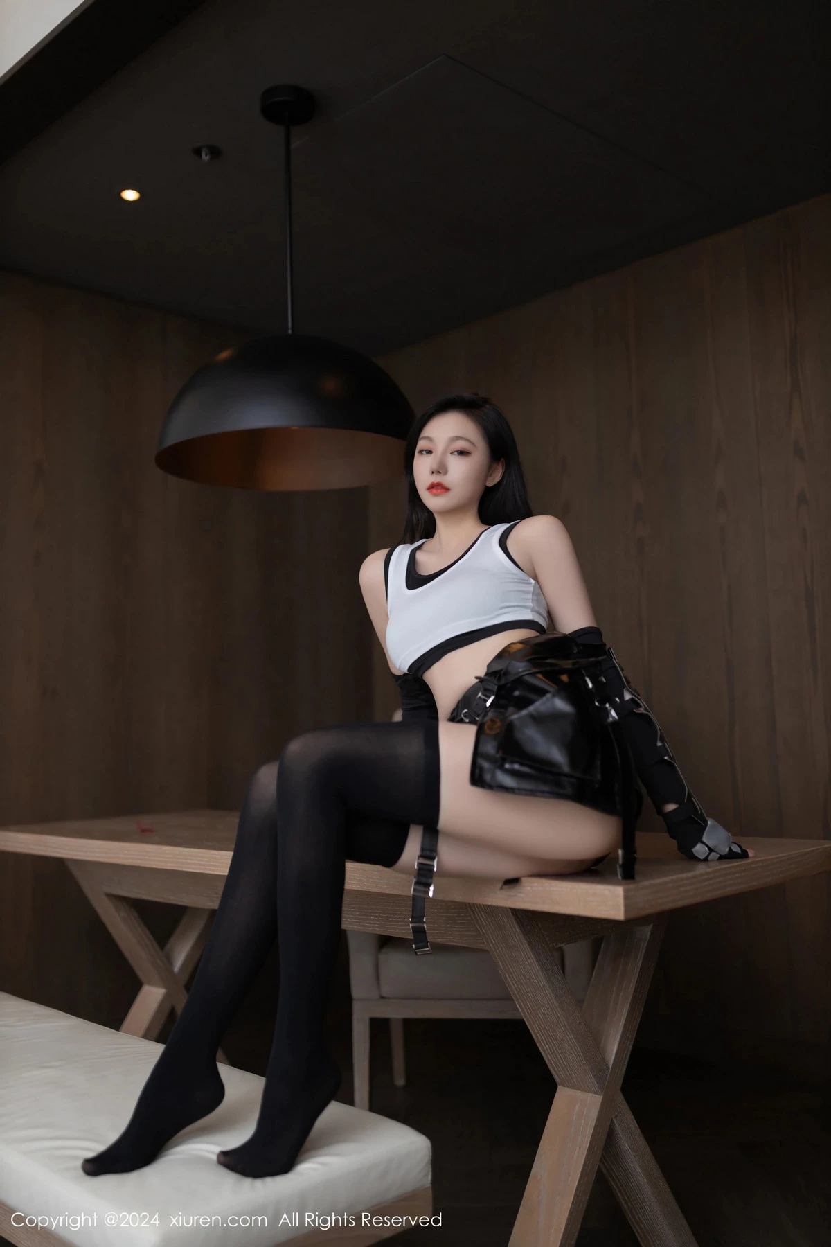 秀人集.com_[XiuRen秀人网]No.8829_模特安然anran性感CosPlay蒂法服饰配黑丝袜秀柔美身姿诱惑写真80P