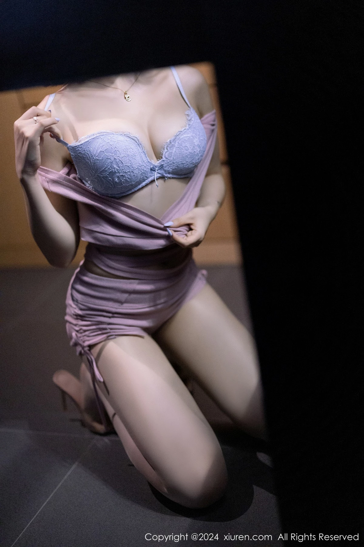 秀人集.com_[XiuRen秀人网]No.8836_模特徐莉芝Booty性感粉色服饰+白色蕾丝内衣秀曼妙身姿诱惑写真87P