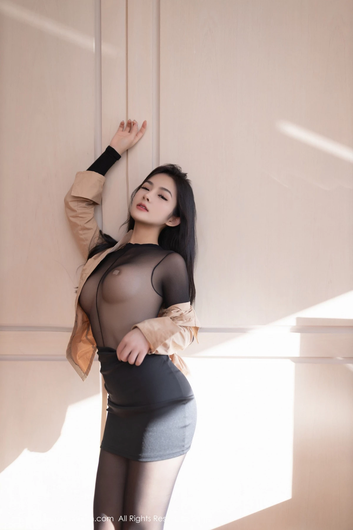 秀人集.com_[XiuRen秀人网]No.8835_模特谭小灵性感OL服饰露超薄连体黑丝秀丰腴惹火身材诱惑写真80P