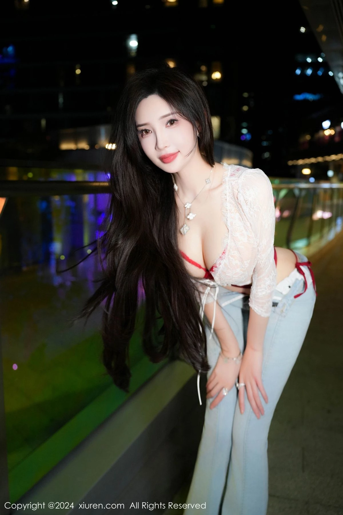 秀人集.com_[XiuRen秀人网]No.8846_女神Carol周妍希X性感红色内衣配黑丝吊袜秀完美身材诱惑写真58P