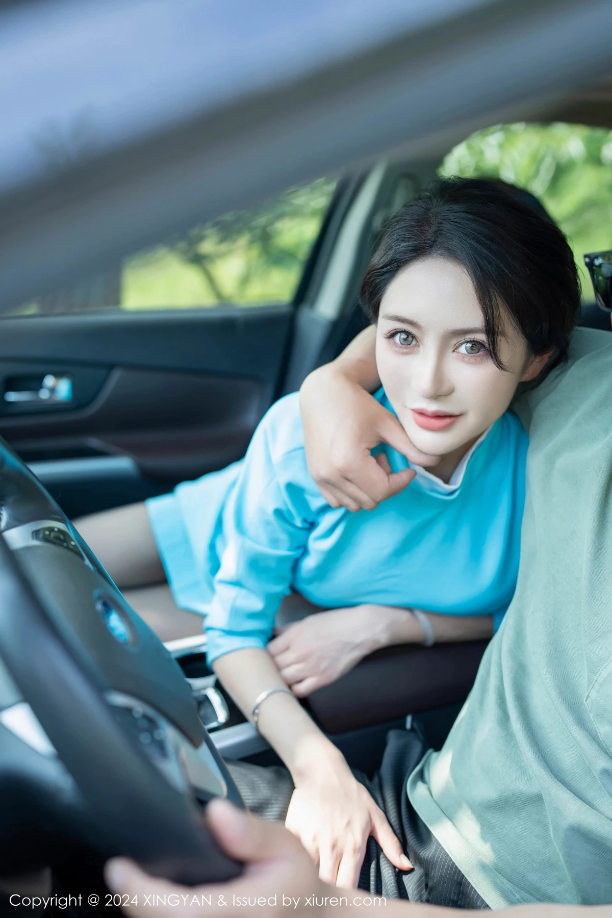 秀人集.com_[XINGYAN星颜社]VOL.244_模特林幼一性感蓝色制服露黑色情趣服饰配超薄黑丝魅惑写真79P