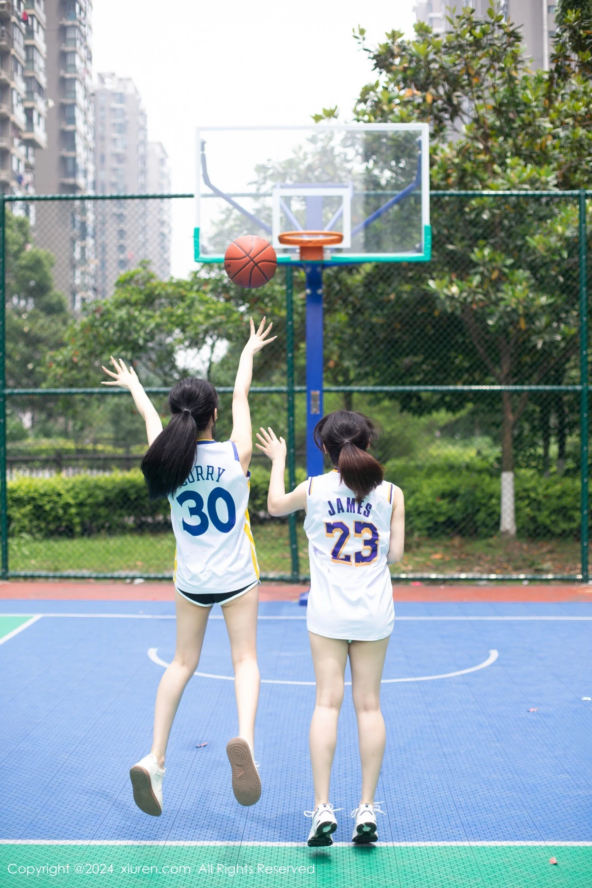 秀人集.com_[XiuRen秀人网]No.8744_模特合集女神豆瓣酱蓝球场景互动性感黑色情趣内衣惹火诱惑写真83P