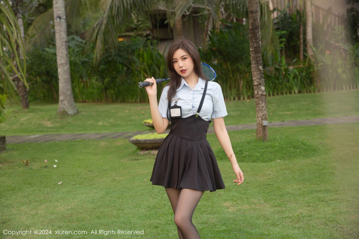 秀人集.com_[XiuRen秀人网]No.8752_女神绮里嘉ula性感淡蓝T配背带裙露超薄黑丝秀曼妙身姿诱惑写真80P