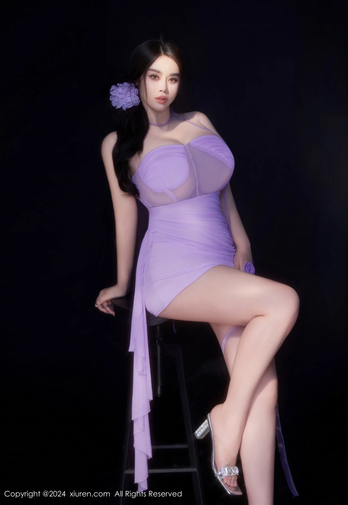 秀人集.com_[XiuRen秀人网]No.8878_模特戴渃欣性感紫色连衣裙+白色连衣裙秀丰满身材惹火诱惑写真47P