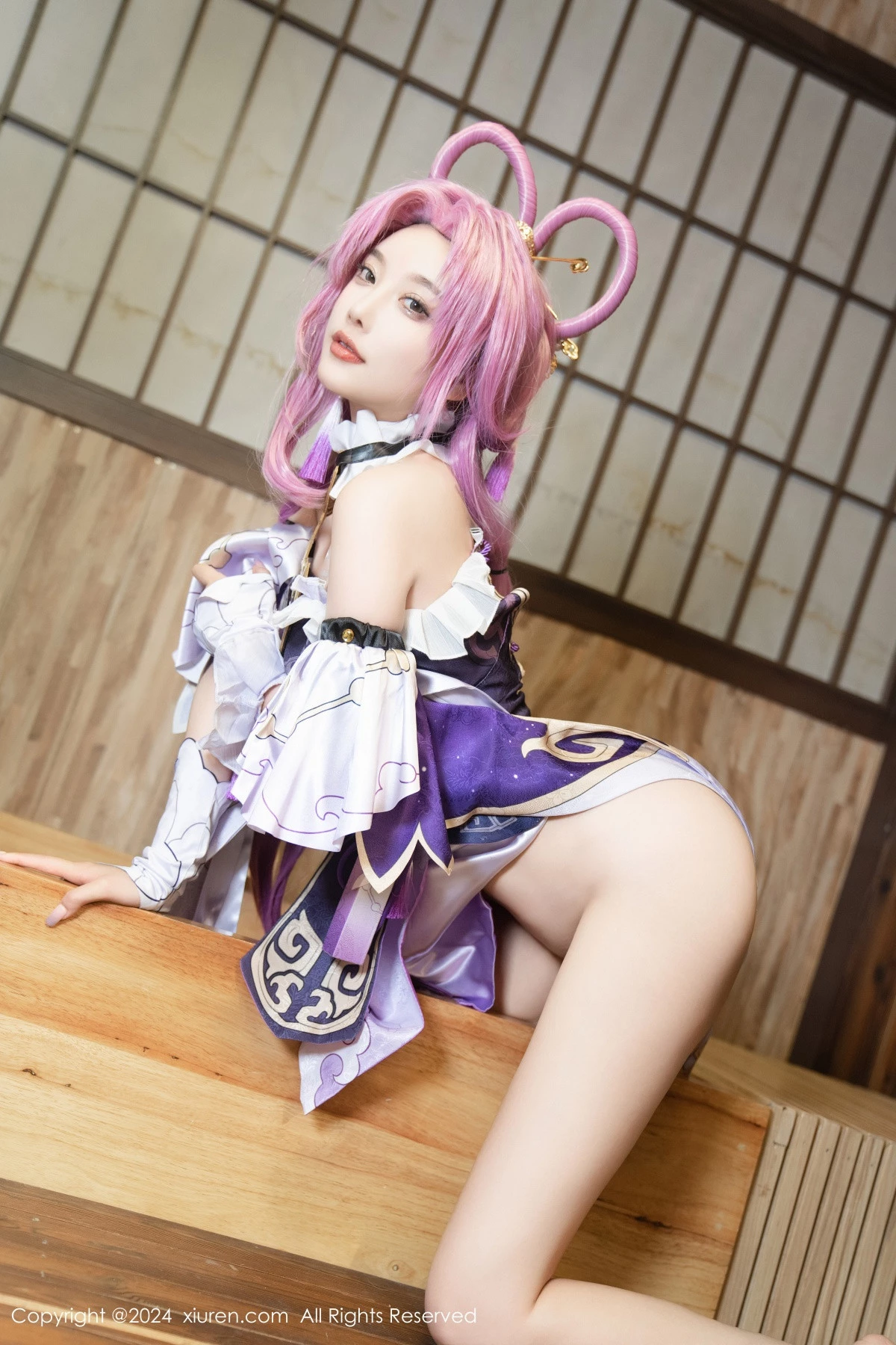 秀人集.com_[XiuRen秀人网]No.8943_女神杨晨晨Yome性感紫色Cosplay服饰配白丝袜秀丰满身材诱惑写真79P