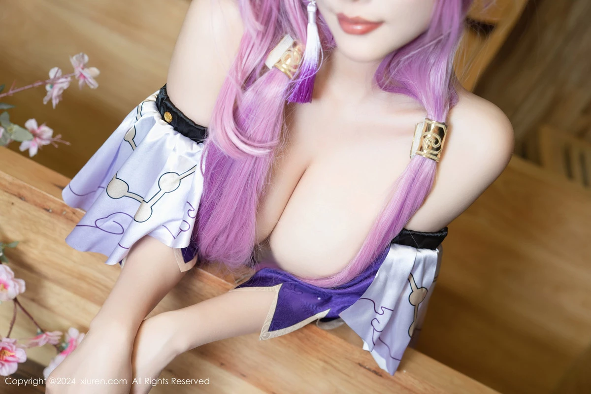 秀人集.com_[XiuRen秀人网]No.8943_女神杨晨晨Yome性感紫色Cosplay服饰配白丝袜秀丰满身材诱惑写真79P