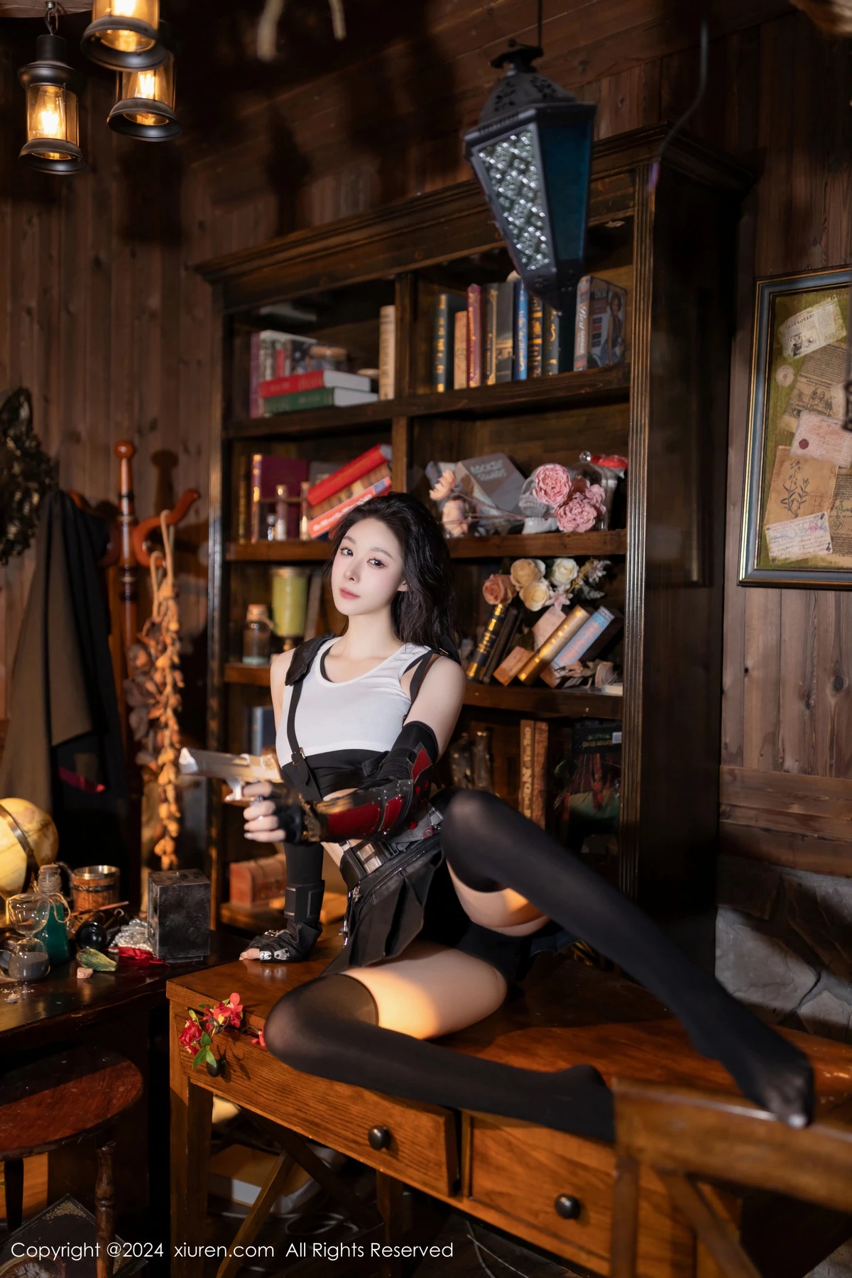 秀人集.com_[XiuRen秀人网]No.8953_模特小逗逗性感黑色短裙露情趣吊带配黑丝袜秀曼妙身姿诱惑写真80P
