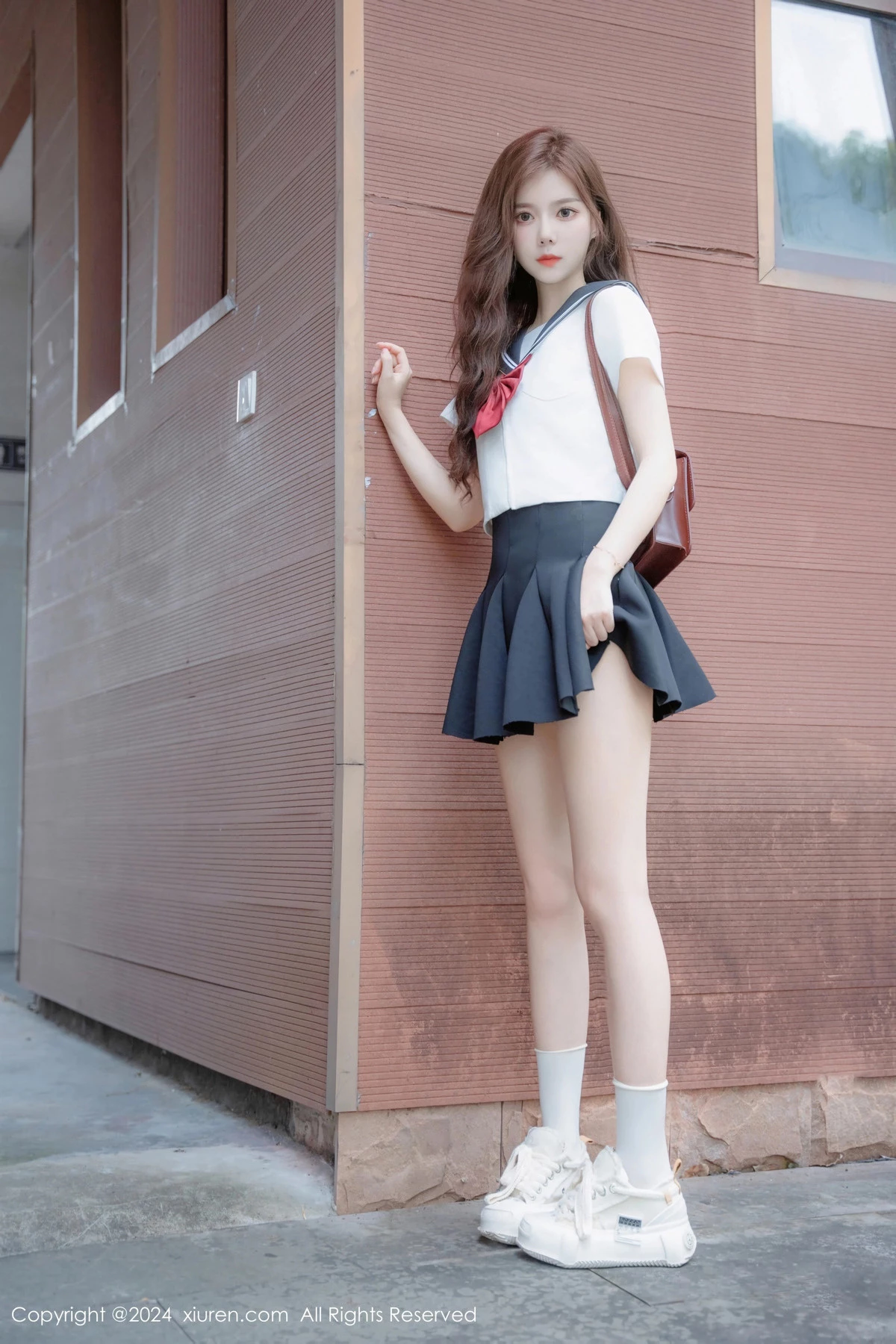 秀人集.com_[XiuRen秀人网]No.8948_新人模特拍黄瓜girl性感JK制服露白色蕾丝内衣秀曼妙身姿诱惑写真81P