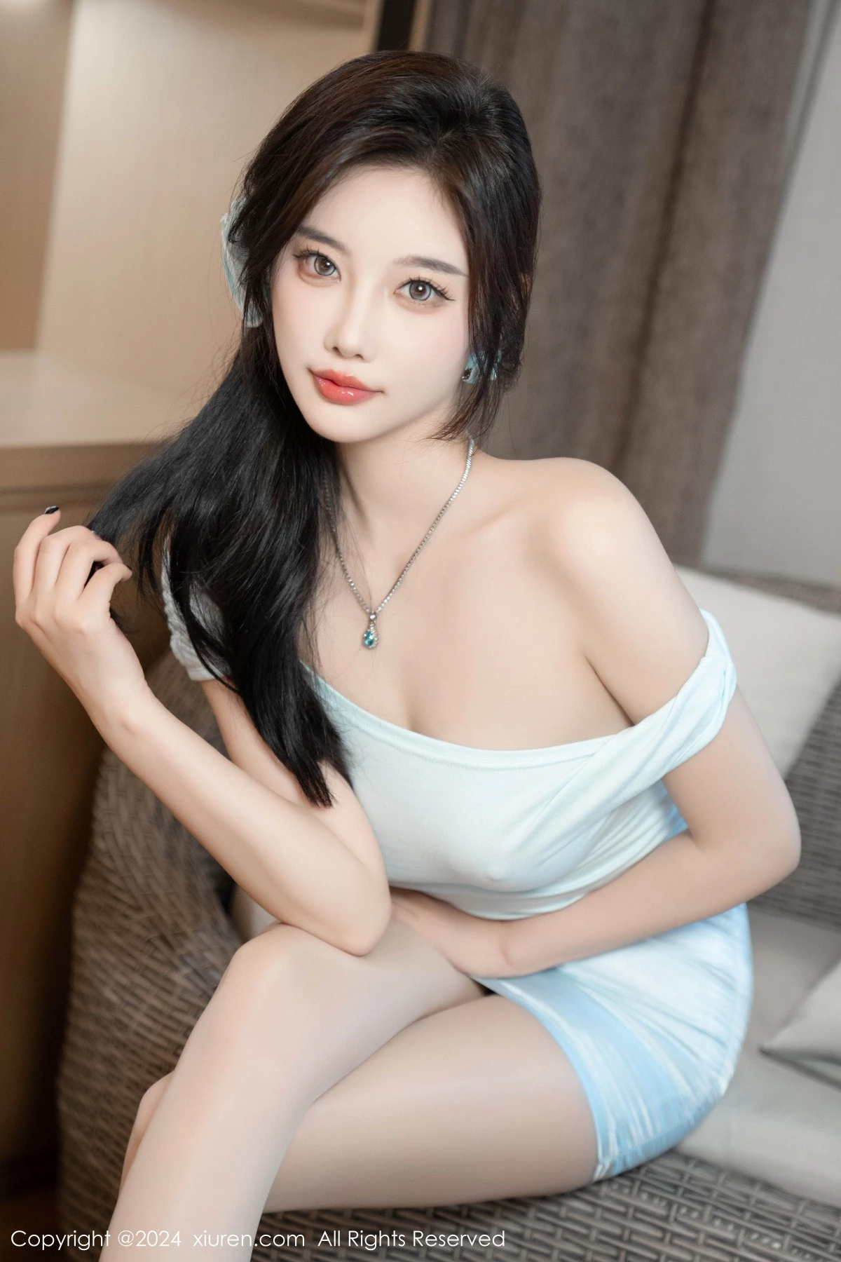 秀人集.com_[XiuRen秀人网]No.8960_女神杨晨晨Yome性感白色连衣短裙配白丝袜秀丰腴身姿诱惑写真89P