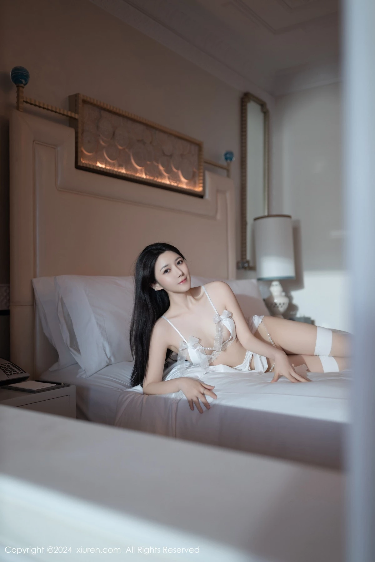 秀人集.com_[XiuRen秀人网]No.8962_模特鱼子酱Fish性感白色轻透连衣裙露珍珠内衣秀惹火身材诱惑写真80P