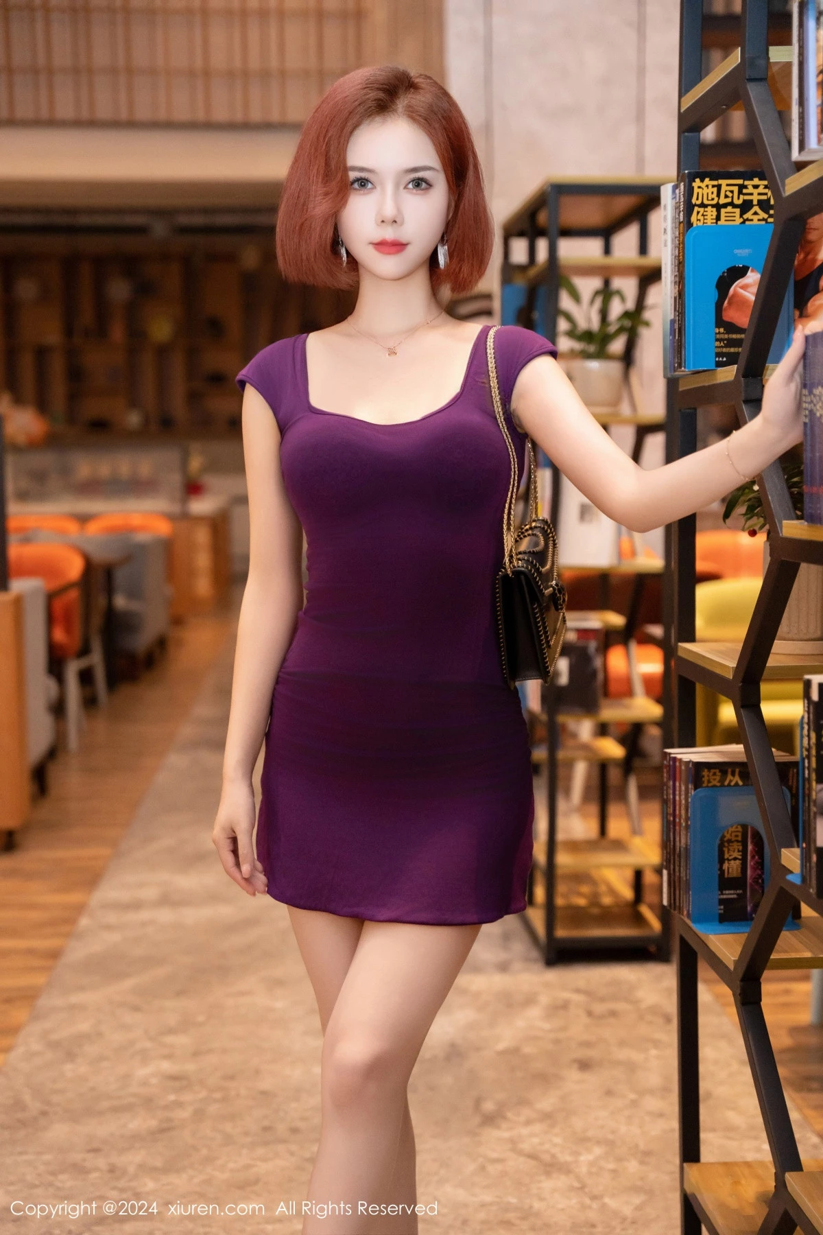 秀人集.com_[XiuRen秀人网]No.8978_模特白芷yy性感紫色连衣短裙露紫红色内衣秀曼妙身姿诱惑写真85P