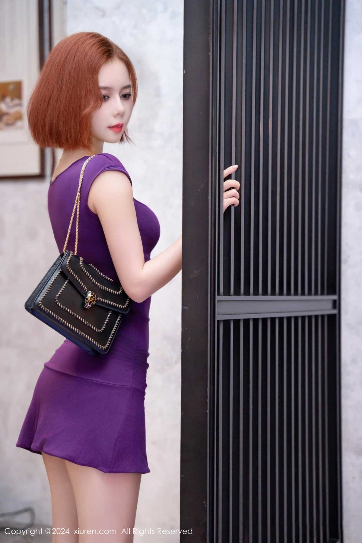 秀人集.com_[XiuRen秀人网]No.8978_模特白芷yy性感紫色连衣短裙露紫红色内衣秀曼妙身姿诱惑写真85P