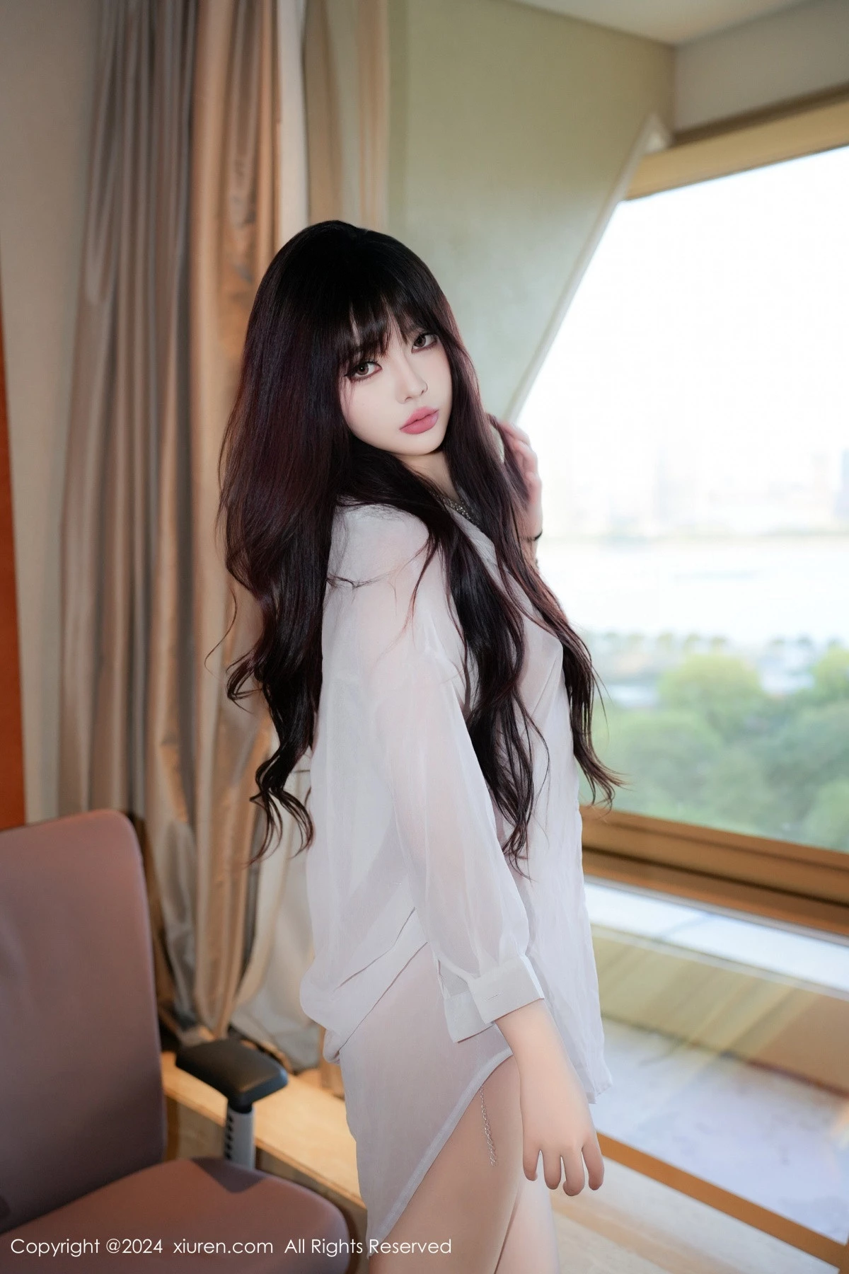 秀人集.com_[XiuRen秀人网]No.9002_模特酒精阿姨性感白色T恤露银色内衣秀曼妙身姿惹火诱惑写真77P