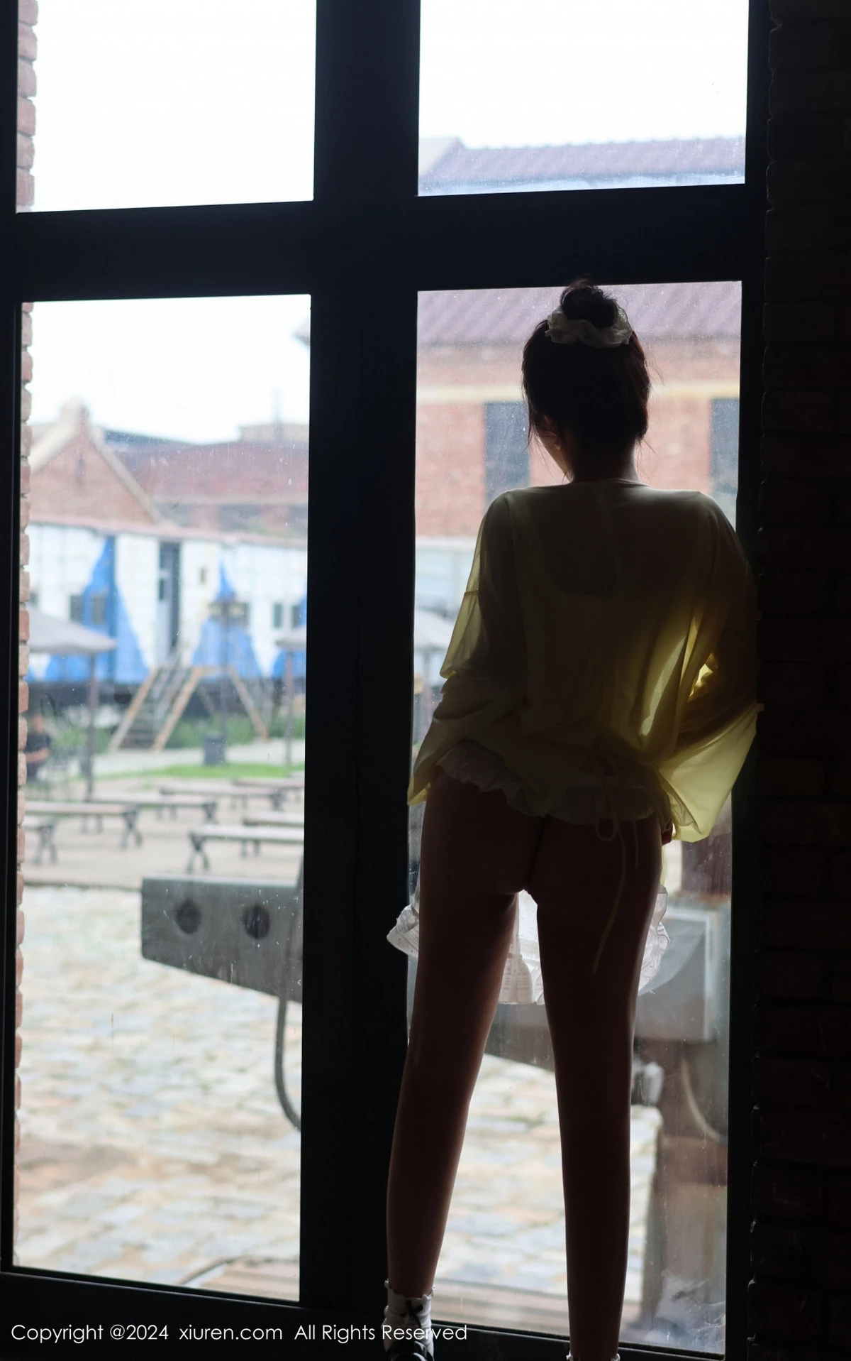 秀人集.com_[XiuRen秀人网]No.9024_模特小薯条nienie性感黄色上衣配白色短裙秀曼妙身姿迷人写真89P