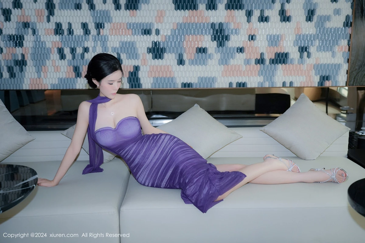 秀人集.com_[XiuRen秀人网]No.9029_模特Erikaki私房性感紫色礼裙配白丝吊袜秀白嫩美腿撩人诱惑写真80P