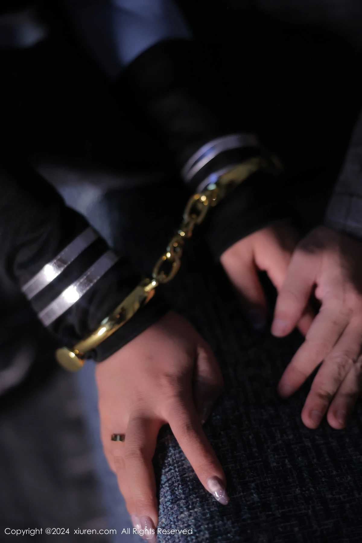 秀人集.com_[XiuRen秀人网]No.9071_模特麦田性感兔子造型黑色制服配超薄黑丝秀曼妙身姿诱惑写真87P