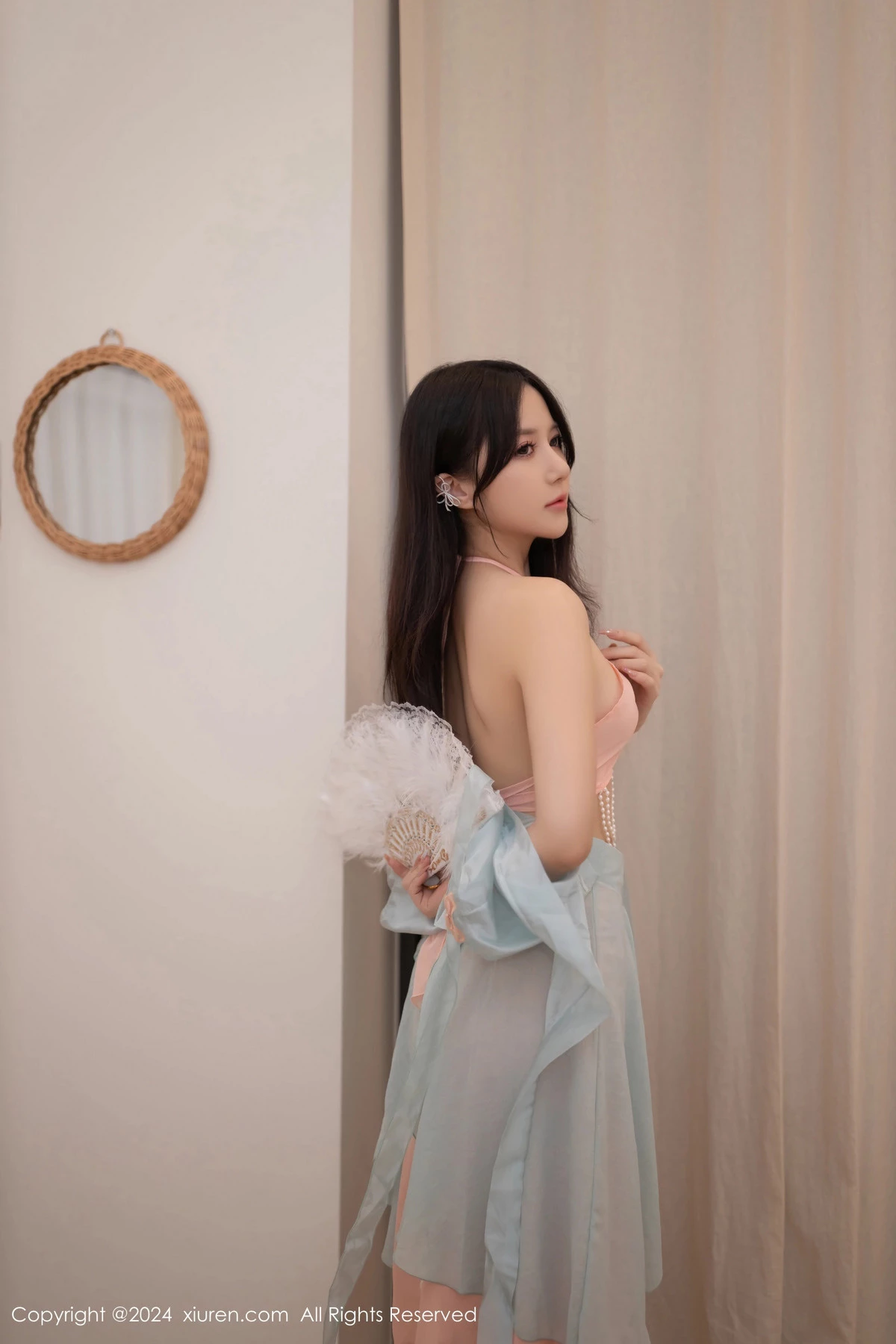 秀人集.com_[XiuRen秀人网]No.9093_模特鱼子酱Fish性感古风薄纱服饰配白丝袜秀曼妙身姿诱惑写真80P