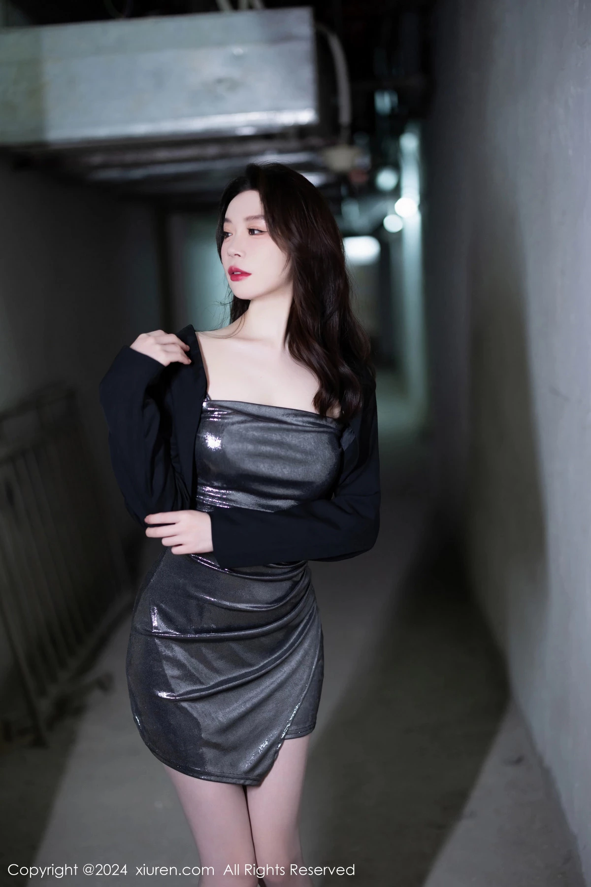 秀人集.com_[XiuRen秀人网]No.9137_模特梦心玥深灰色吊带短裙+白色轻透情趣服饰秀曼妙身姿诱惑写真87P