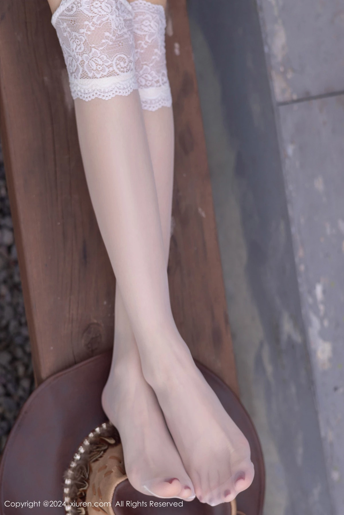 秀人集.com_[XiuRen秀人网]No.9166_模特鱼子酱Fish性感内衣配超短牛仔裤露白丝袜秀完美身材诱惑写真80P