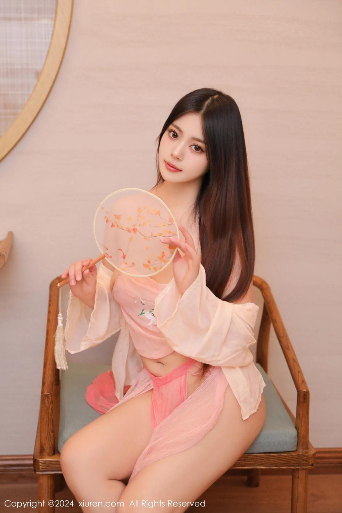 秀人集.com_[XiuRen秀人网]No.9040_模特蛋蛋宝私房性感粉色古装薄纱服饰秀丰腴身姿惹火诱惑写真66P
