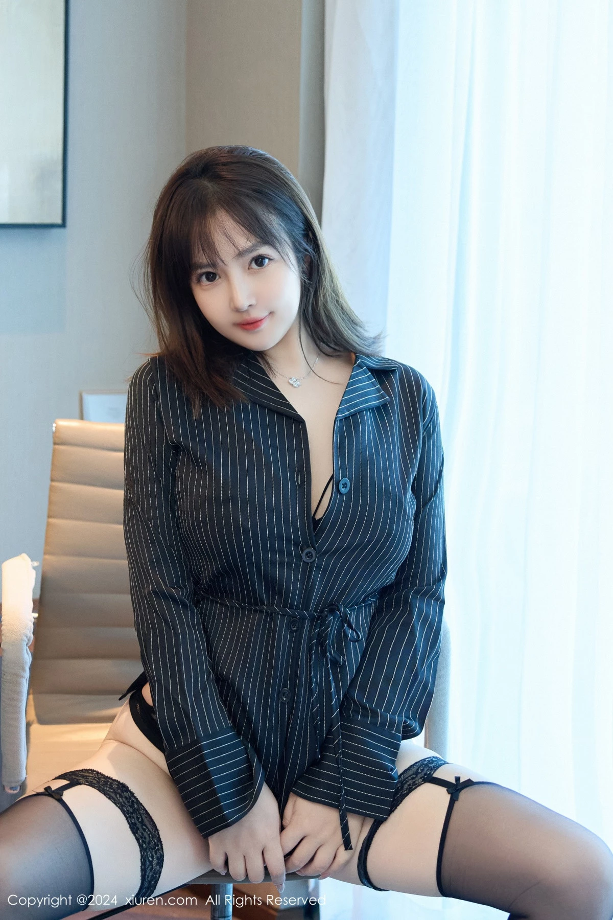 秀人集.com_[XiuRen秀人网]No.9170_模特养乐多Doll黑色衬衫露性感黑色情趣内衣秀惹火身材诱惑写真51P