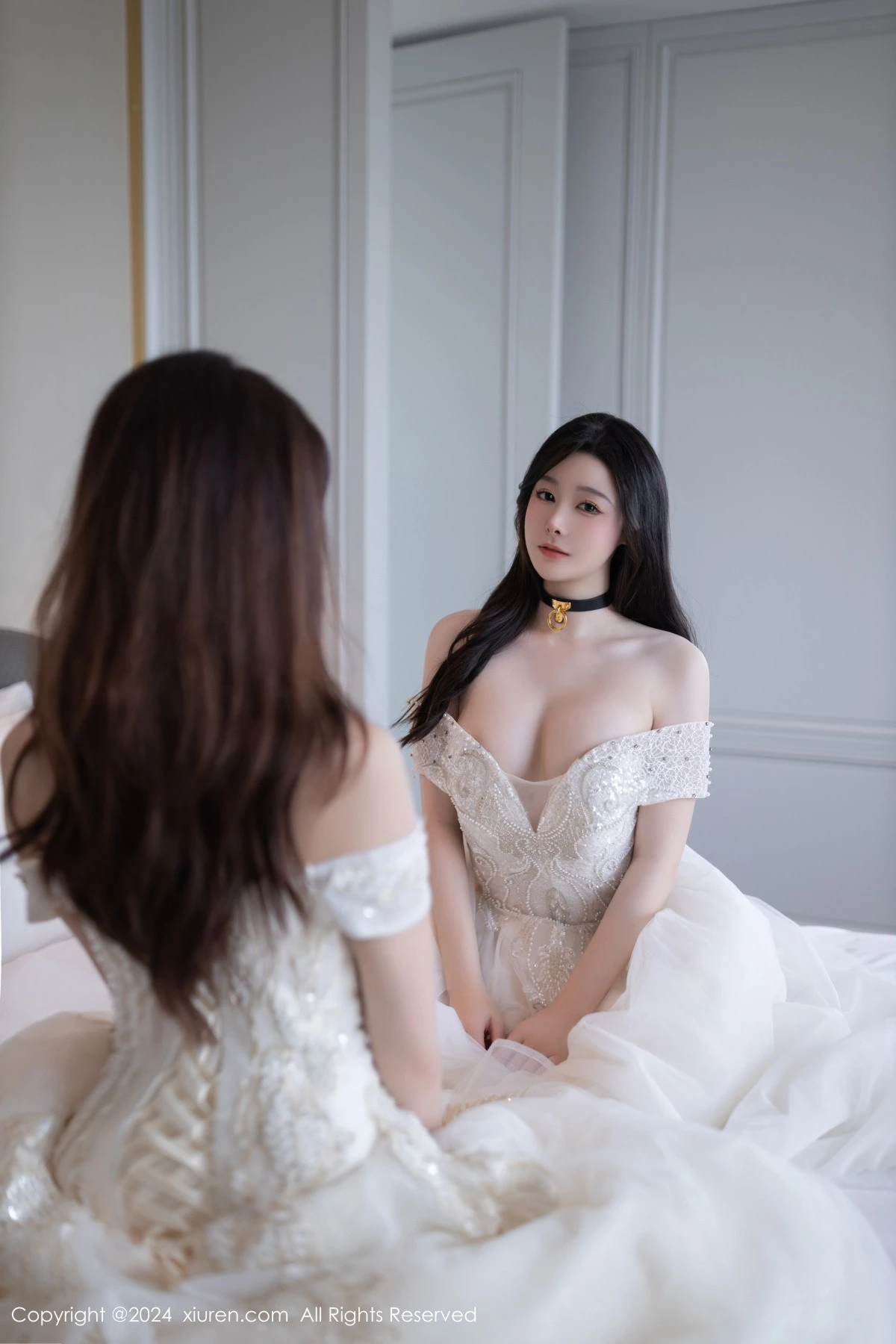 秀人集.com_[XiuRen秀人网]No.9240_模特合集女神小逗逗＆陆萱萱性感白色内衣秀完美身材诱惑写真80P