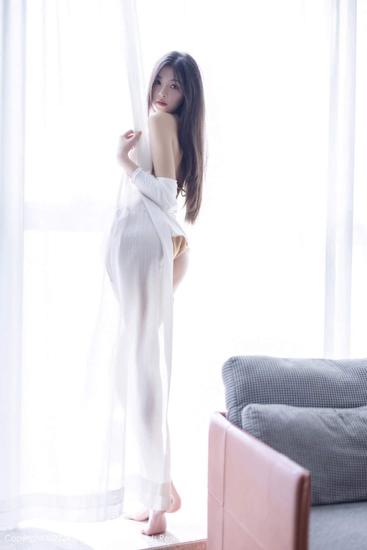 秀人集.com_[XiuRen秀人网]No.9262_模特初梦瑶性感金色比基尼+红色情趣内衣秀完美身材诱惑写真83P