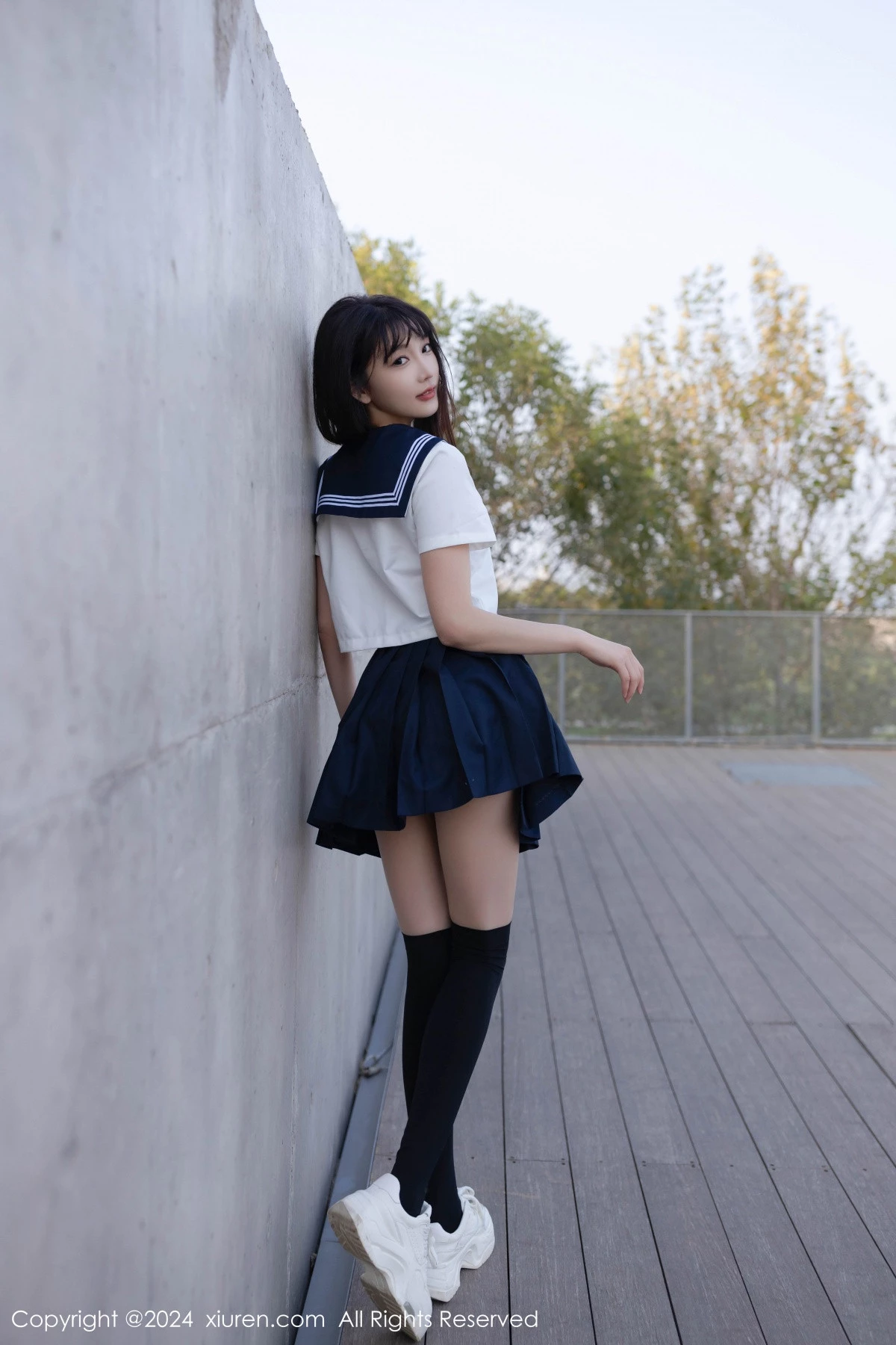 秀人集.com_[XiuRen秀人网]No.9305_模特陆萱萱性感JK制服+黑色高叉连体衣配黑丝袜秀美腿诱惑写真80P