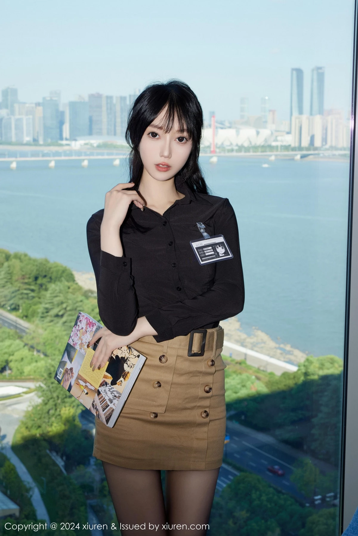 秀人集.com_[XiuRen秀人网]No.9309_模特玥儿玥er性感黑色情趣服饰配开档黑丝秀曼妙身姿诱惑写真72P