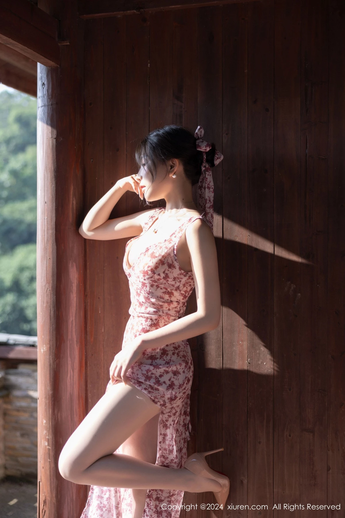 秀人集.com_[XiuRen秀人网]No.9195_女神徐莉芝Booty性感碎花连衣裙+蓝色制服秀曼妙身姿诱惑写真100P