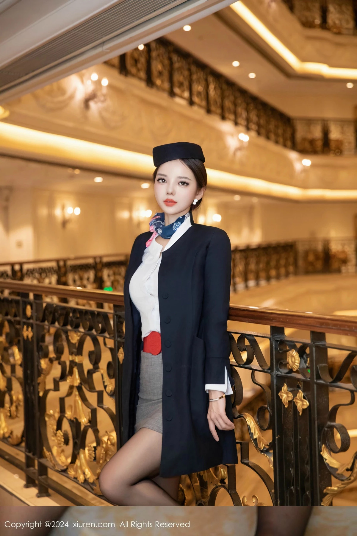 秀人集.com_[XiuRen秀人网]No.9365_模特大美妞儿性感空姐制服露白色内衣配超薄黑丝秀美腿诱惑写真84P