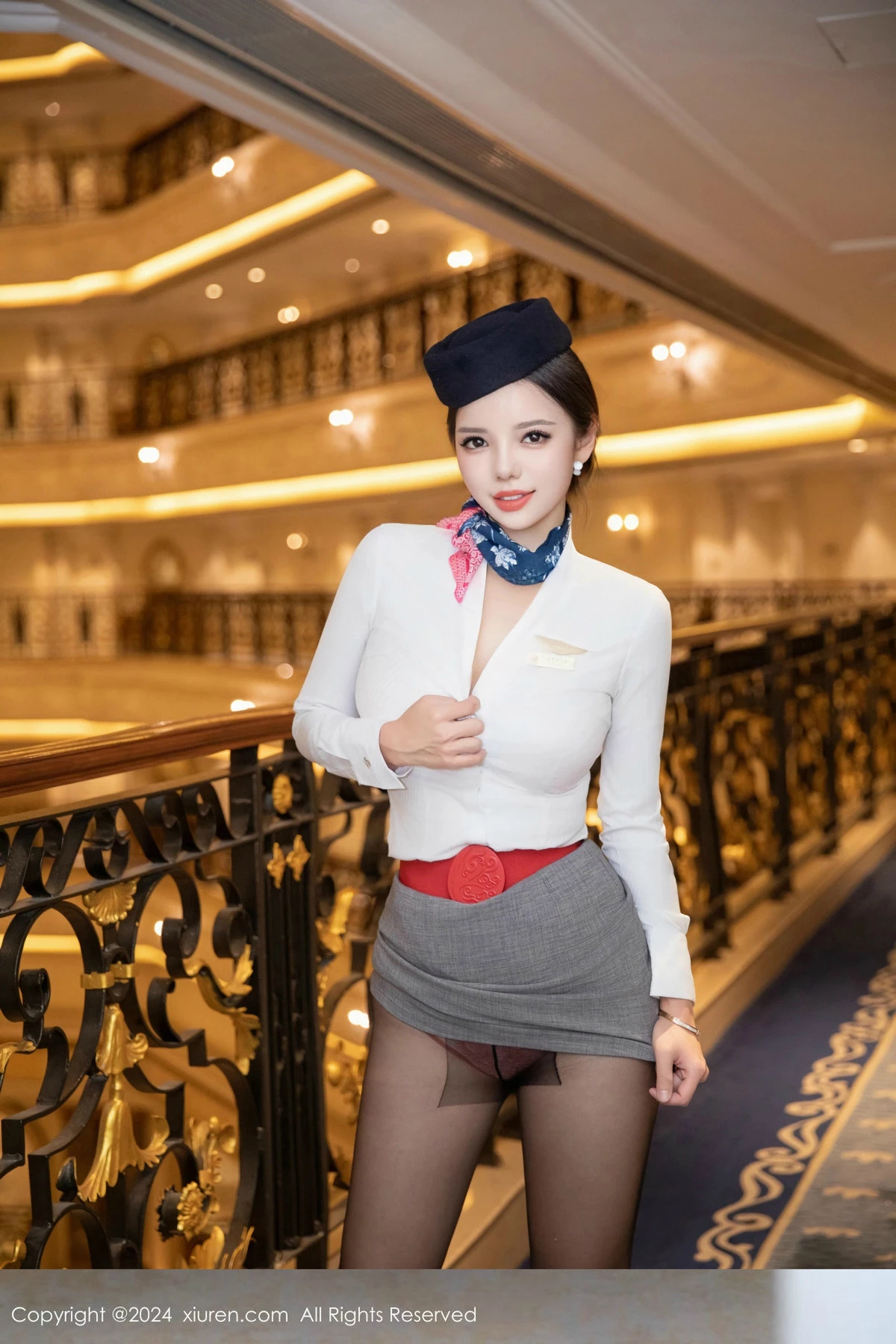 秀人集.com_[XiuRen秀人网]No.9365_模特大美妞儿性感空姐制服露白色内衣配超薄黑丝秀美腿诱惑写真84P