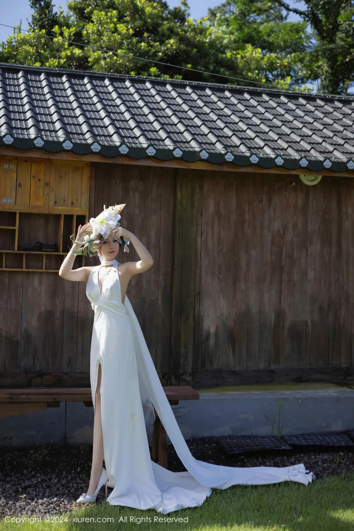 秀人集.com_[XiuRen秀人网]No.9387_模特鱼子酱Fish婚礼主题性感白色婚纱配白丝袜秀曼妙身姿诱惑写真81P