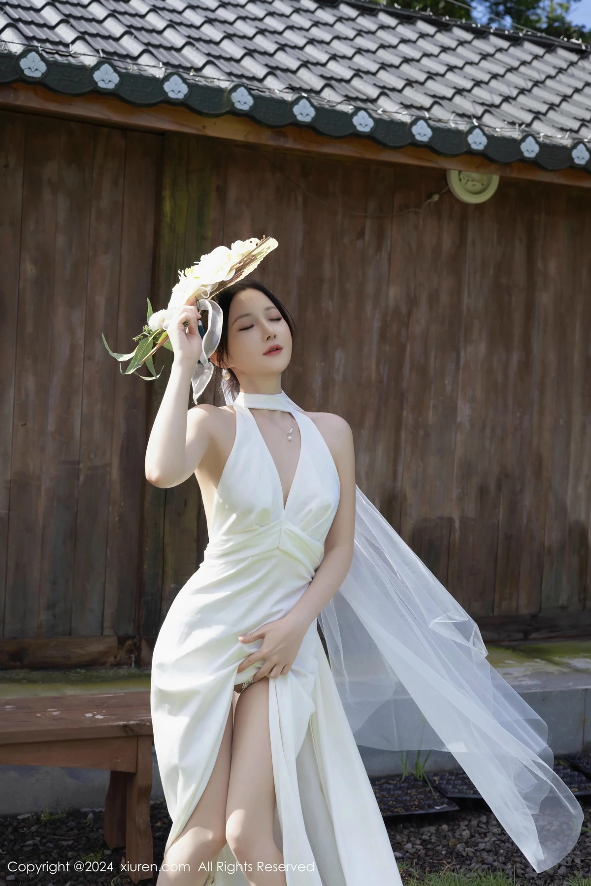 秀人集.com_[XiuRen秀人网]No.9387_模特鱼子酱Fish婚礼主题性感白色婚纱配白丝袜秀曼妙身姿诱惑写真81P