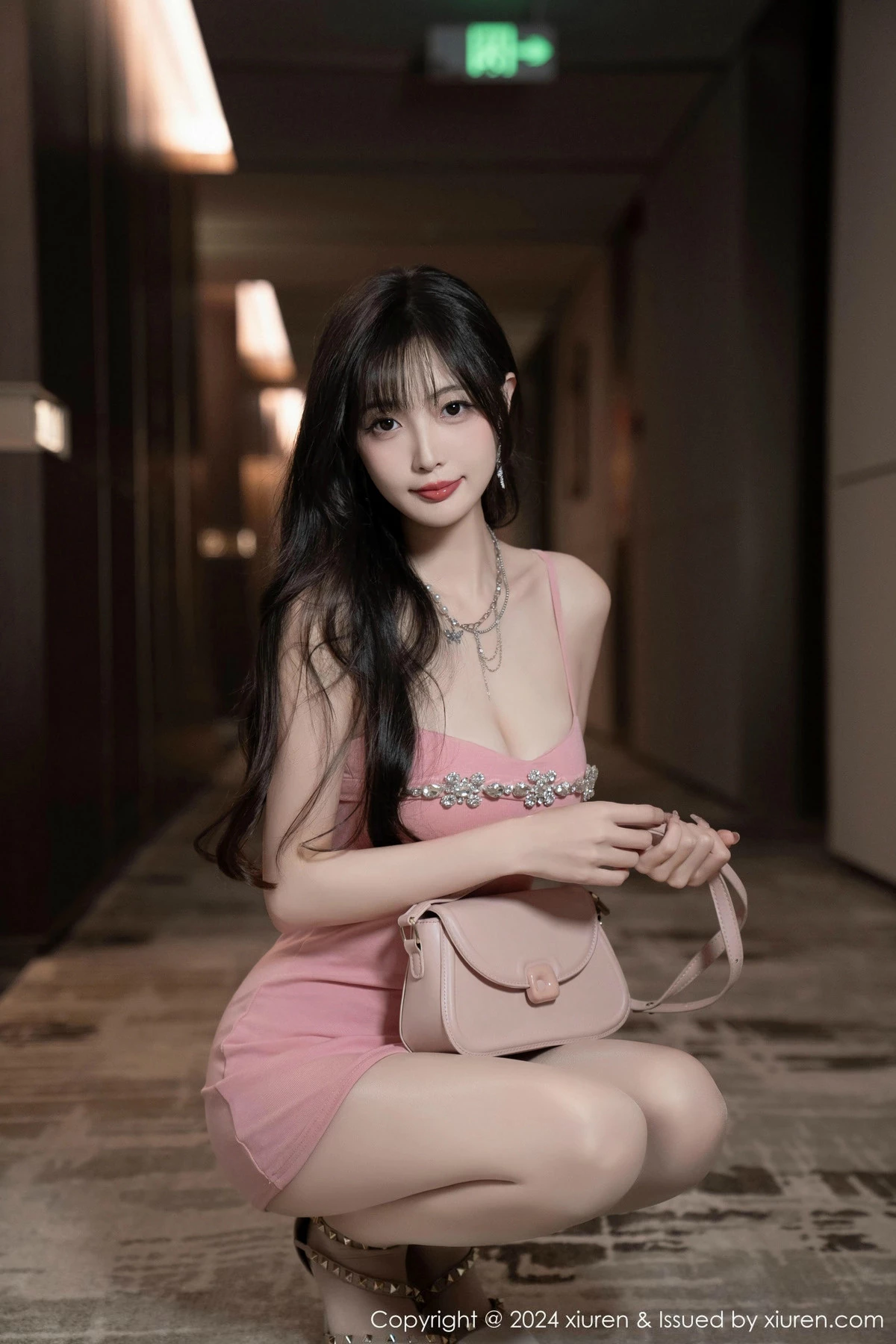 秀人集.com_[XiuRen秀人网]No.9380_模特林星阑性感粉色吊带裙+兔子装情趣内衣秀曼妙身姿诱惑写真107P