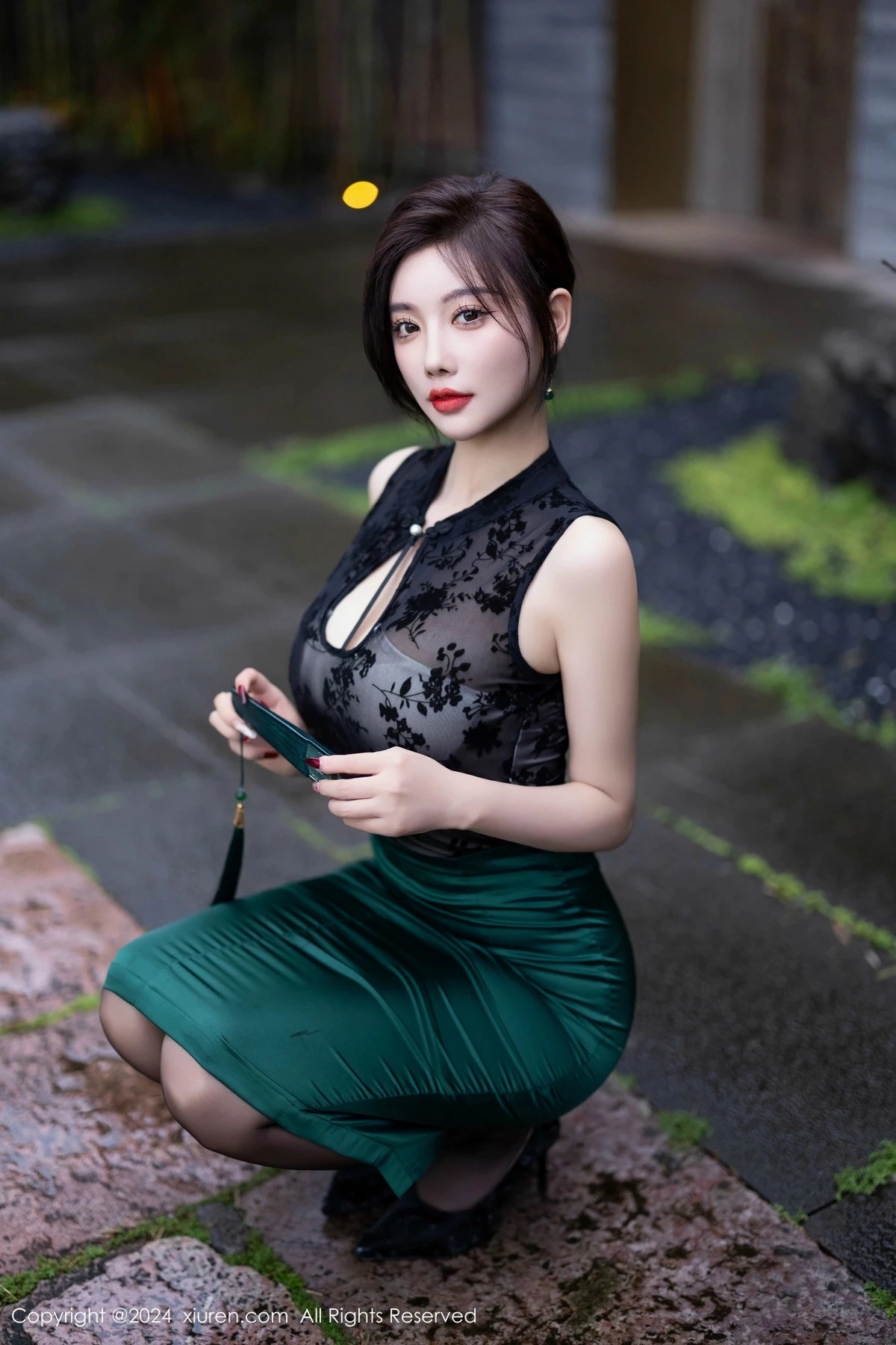 秀人集.com_[XiuRen秀人网]No.9384_女神杨晨晨Yome性感黑色蕾丝内衣配黑丝袜秀丰腴身材完美写真80P