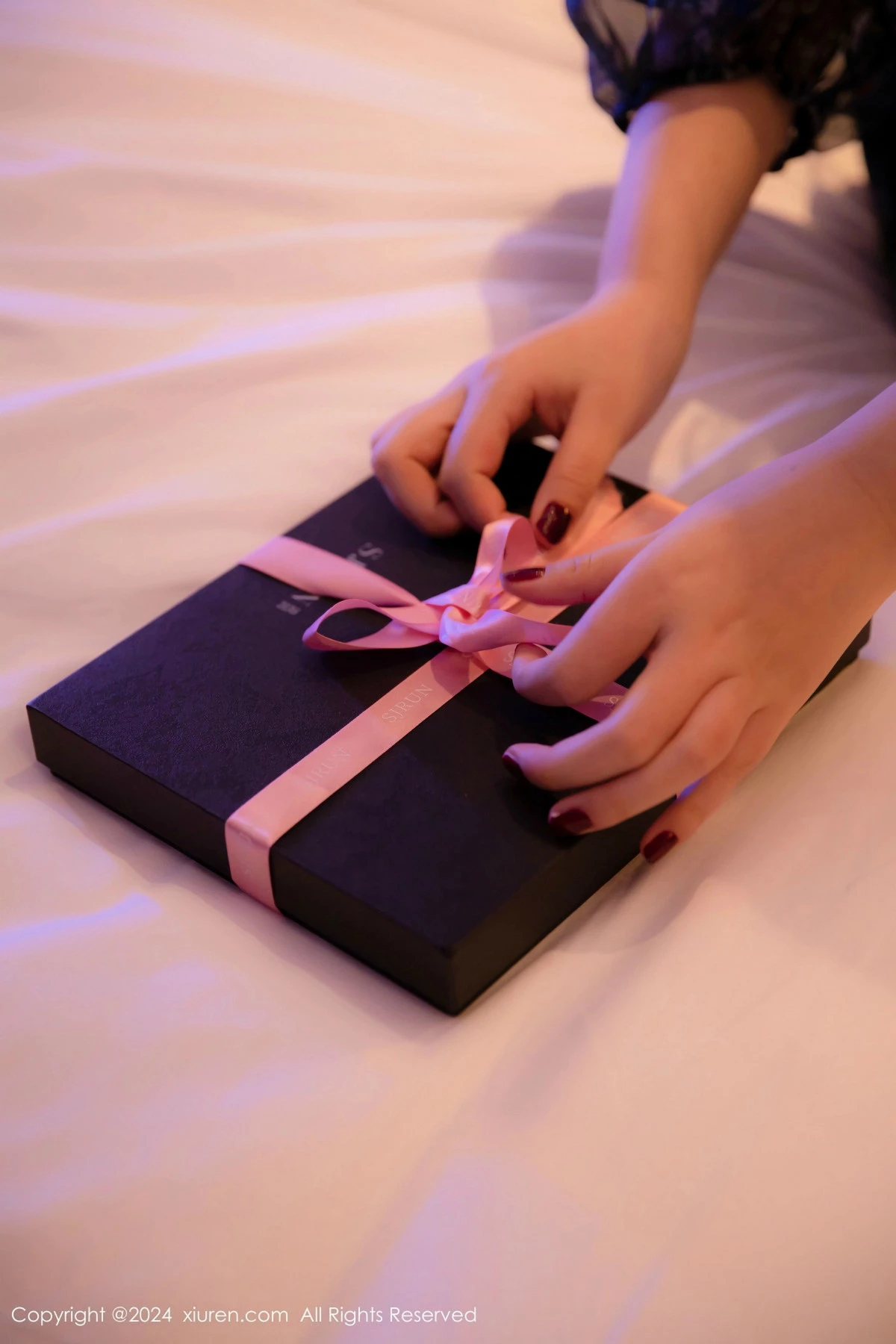 秀人集.com_[XiuRen秀人网]No.9403_模特蛋蛋宝性感异域风情服露蕾丝内衣配开档黑丝秀翘臀诱惑写真78P