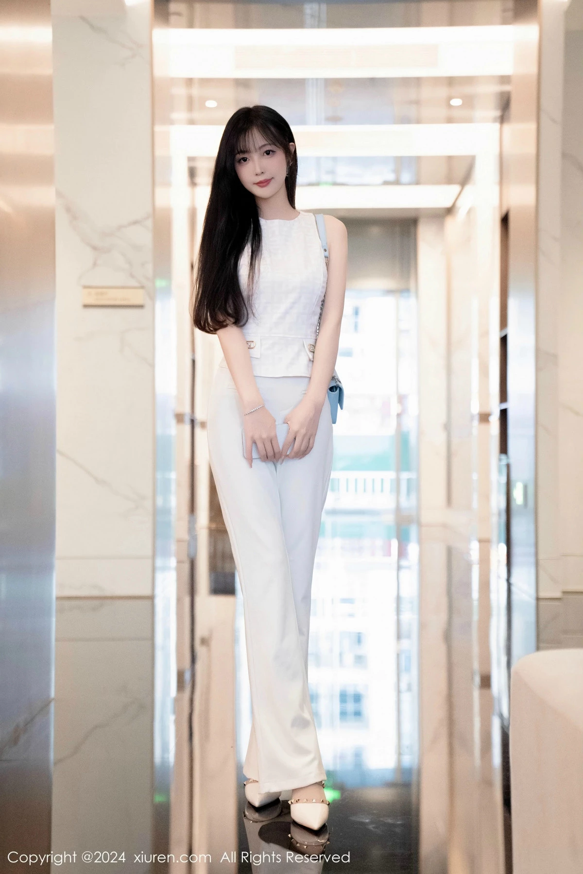 秀人集.com_[XiuRen秀人网]No.9528_模特林星阑性感白上衣配简约长裤露白色内衣秀曼妙身姿诱惑写真84P